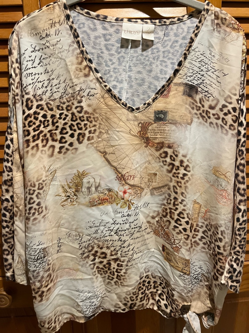 84. WOMENS CHICO’S 2/L DETAIL TOP